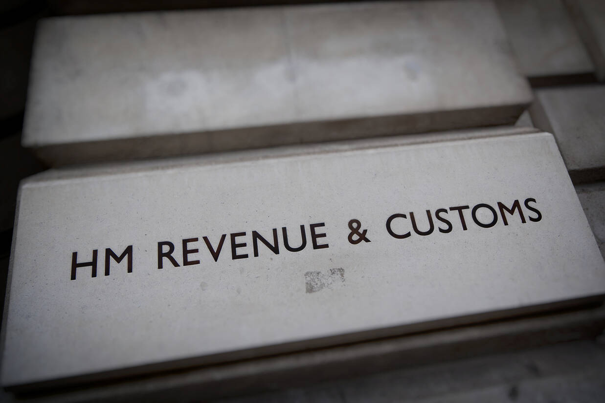 HM Revenue and Customs Sign